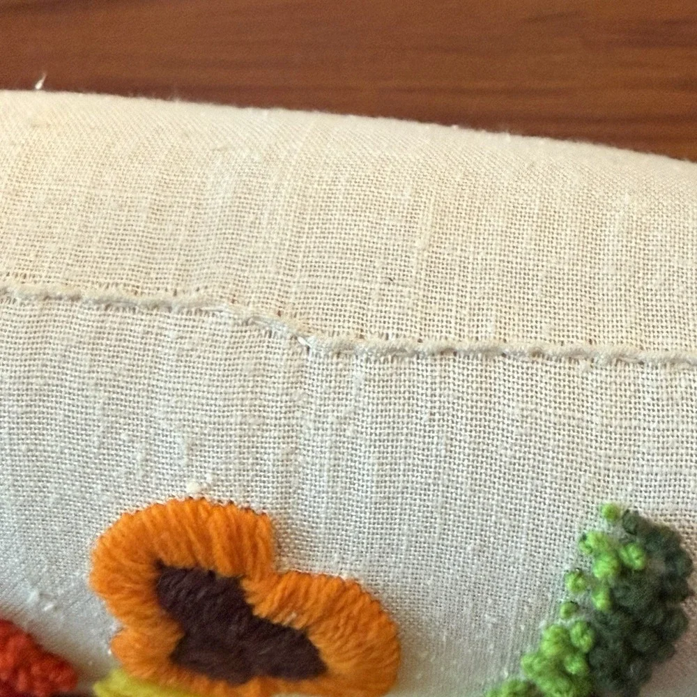 Vintage‎ Handmade Crewel Yarn Embroidery Pillow – 12.5